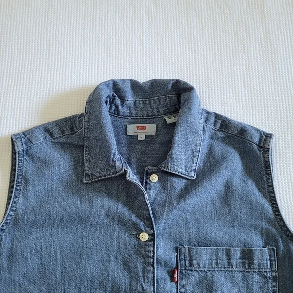 ✨️HP✨️ Levi's Rumi Cotton Denim Shirt - NWT - Picture 9 of 13